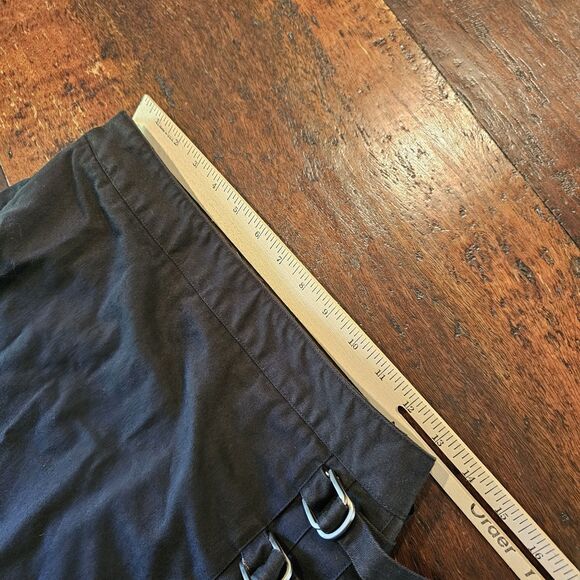 Black Mini Skirt Punk Buckle Pleated Detail Emo Scene Goth Skirt 26" waist - Picture 4 of 7